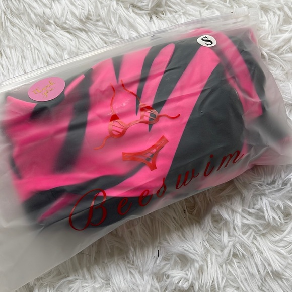 Neon Pink and black 2 piece sets bikini. - Picture 3 of 3